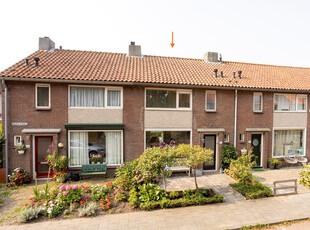 Oranjestraat 52