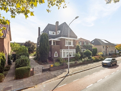 Emmastraat 43