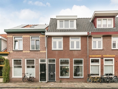 Oranjestraat 73